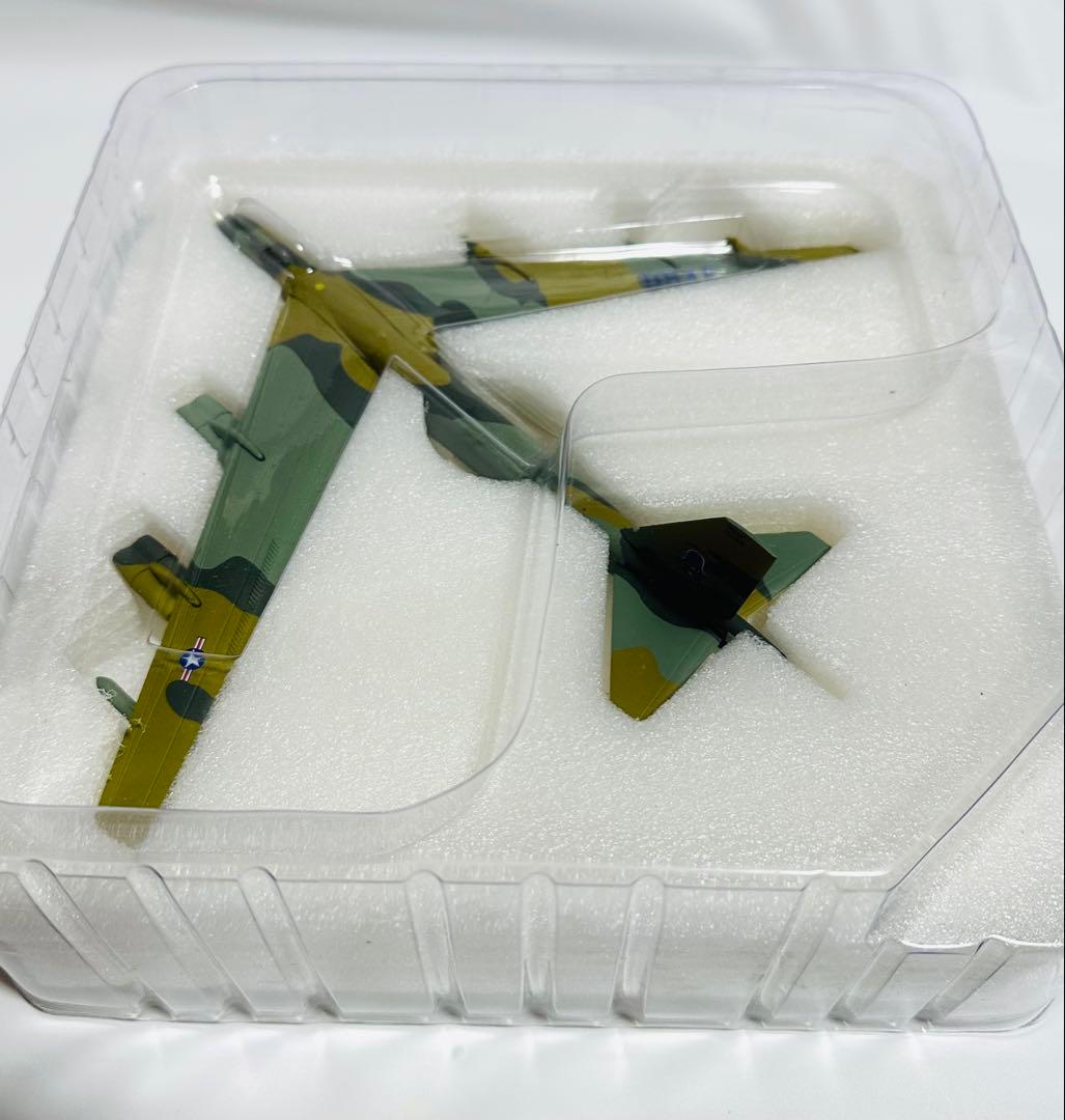 航空機・ヘリコプター herpa 1/200 B-52H Stratofortress