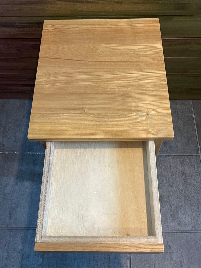 超美品■MUJI/無印良品■廃盤品 天然木タモ材 ベッドサイドテーブル■無垢材
