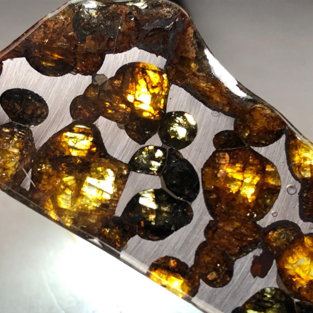 パラサイト隕石 隕石　石鉄隕石　セリコ隕石 美品　重さ約14ｇ　共箱