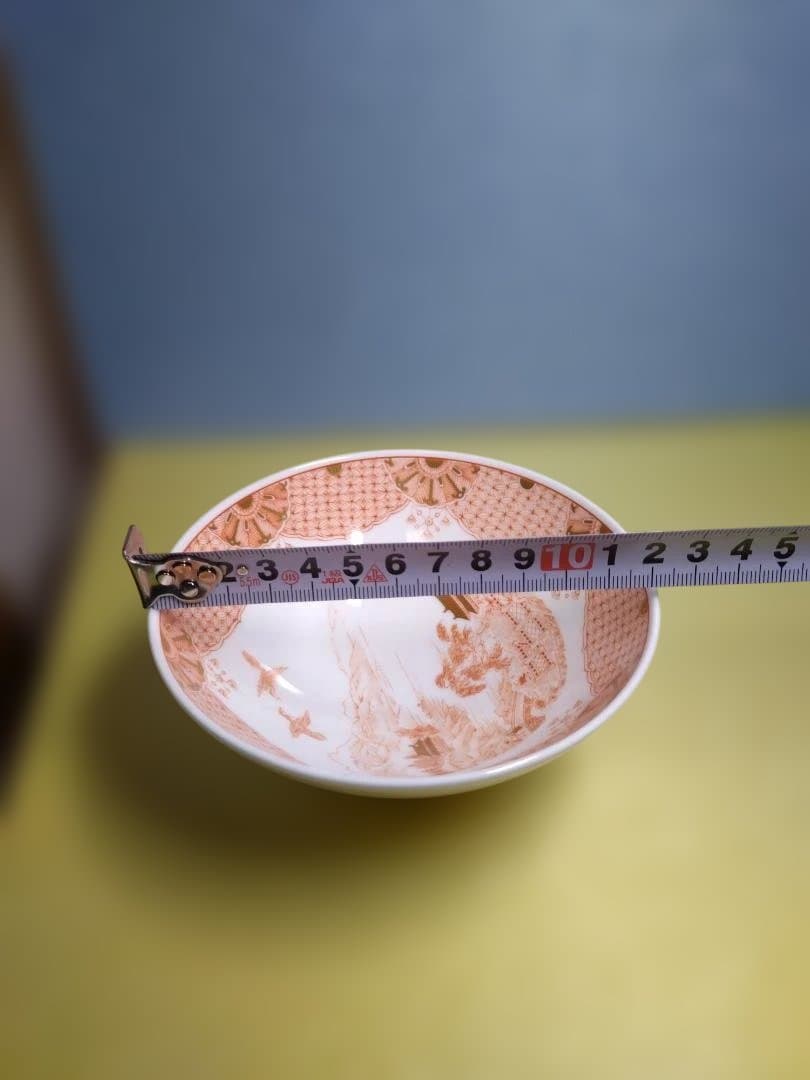 赤絵風景画茶碗