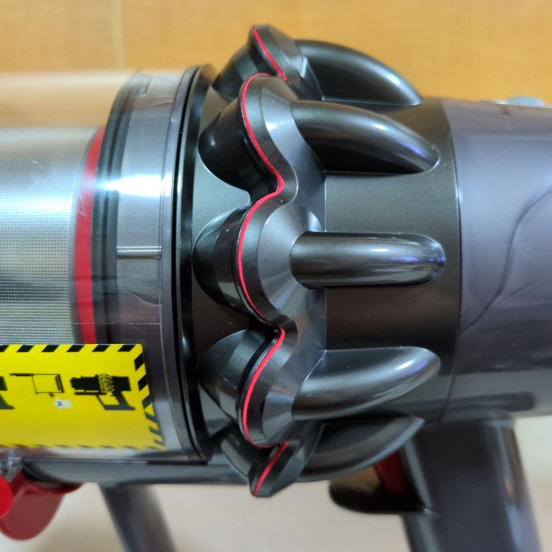 【美品】ダイソン cyclone v10 fluffy sv12 分解洗浄済み