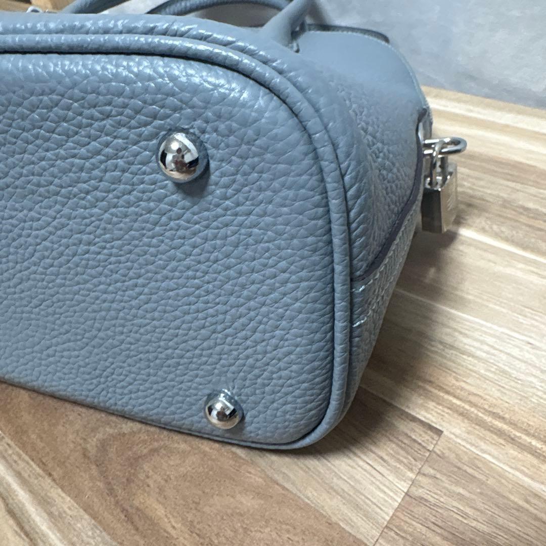 美品　楽天4U 廃盤品　本革　ブガッティハンドバッグ 2way 31サイズ