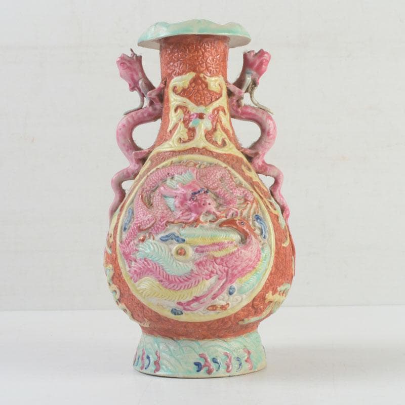 中国　大清乾隆年製款　粉彩　雲龍鳳凰文瓶　V　9566