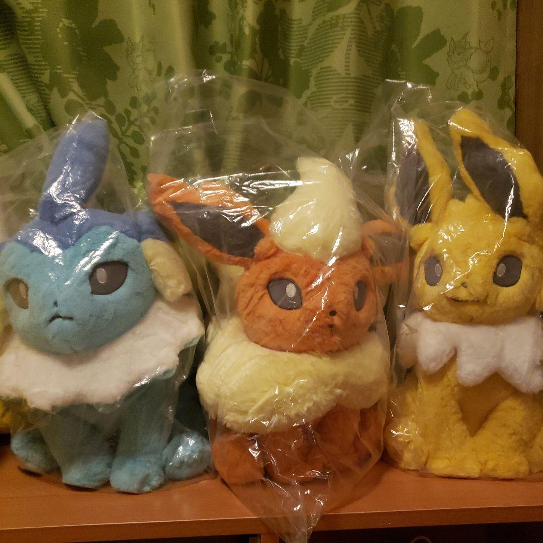 ポケモン抱きぬいぐるみふわふわ　ぬいぐるみ