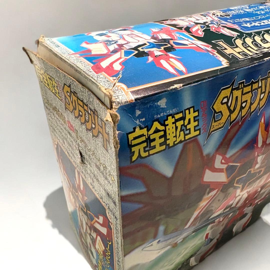 【当時物・未組立】魔動王グランゾート 完全転生DX Sグランゾート タカラ