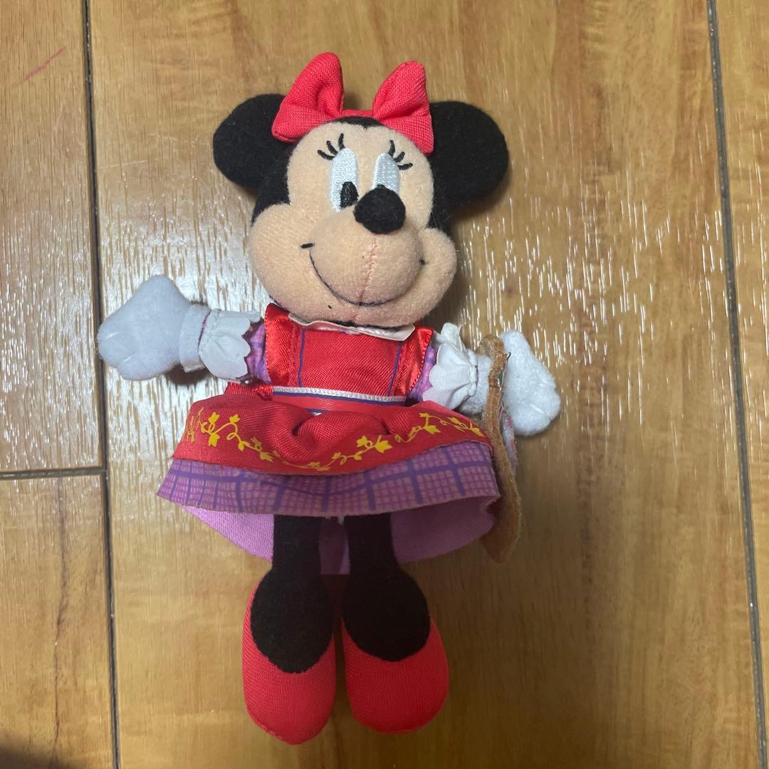 ミニーマウス ぬいぐるみ