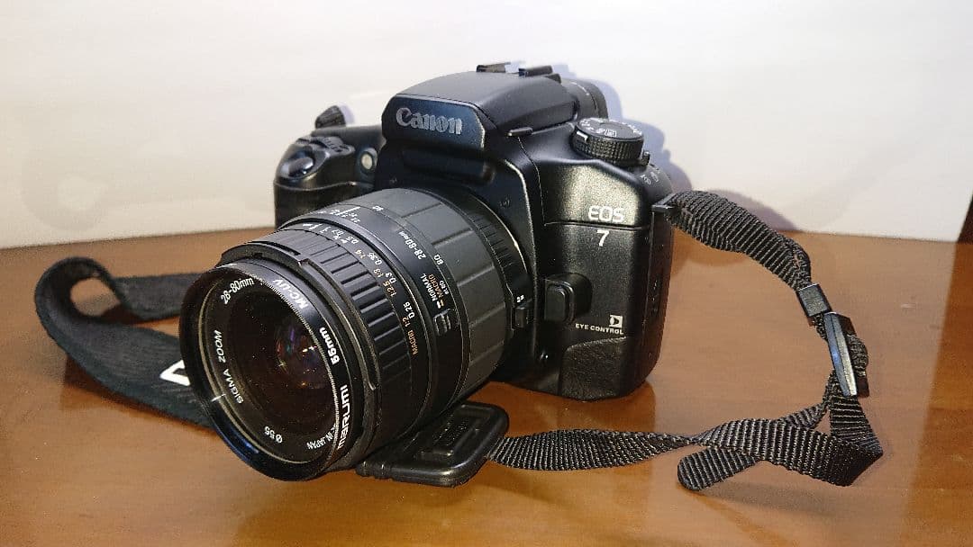 【値下げ】Canon EOS7 フィルム一眼レフカメラ 標準/望遠ズームレンズ付