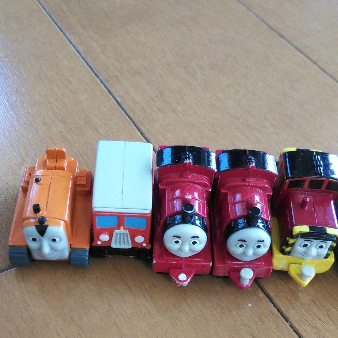 トーマス