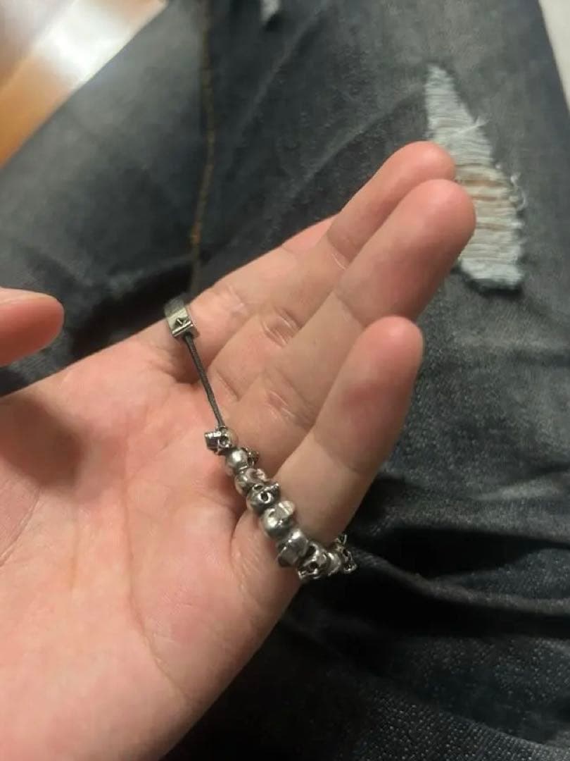 アクセサリー alexander mcqueen skull bracelet