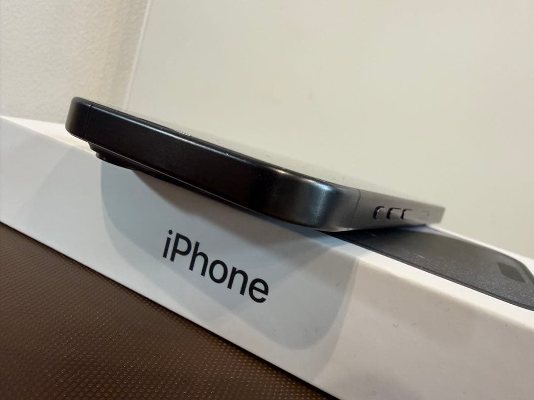 iPhone15pro 512GB ブラックチタニウム