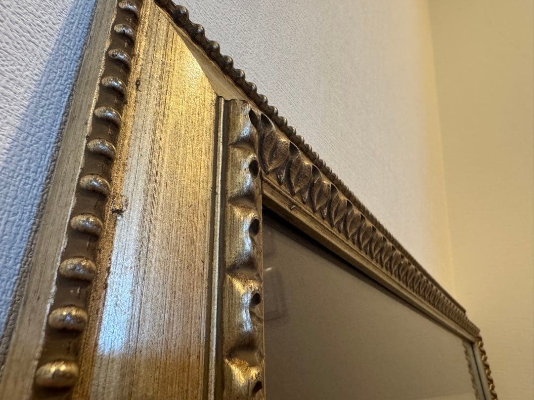 額縁　絵画　作品詳細不明