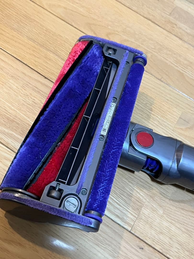 ジャンク DysonV10 Fluffy 掃除機 本体 付属品バッテリー劣化疑い