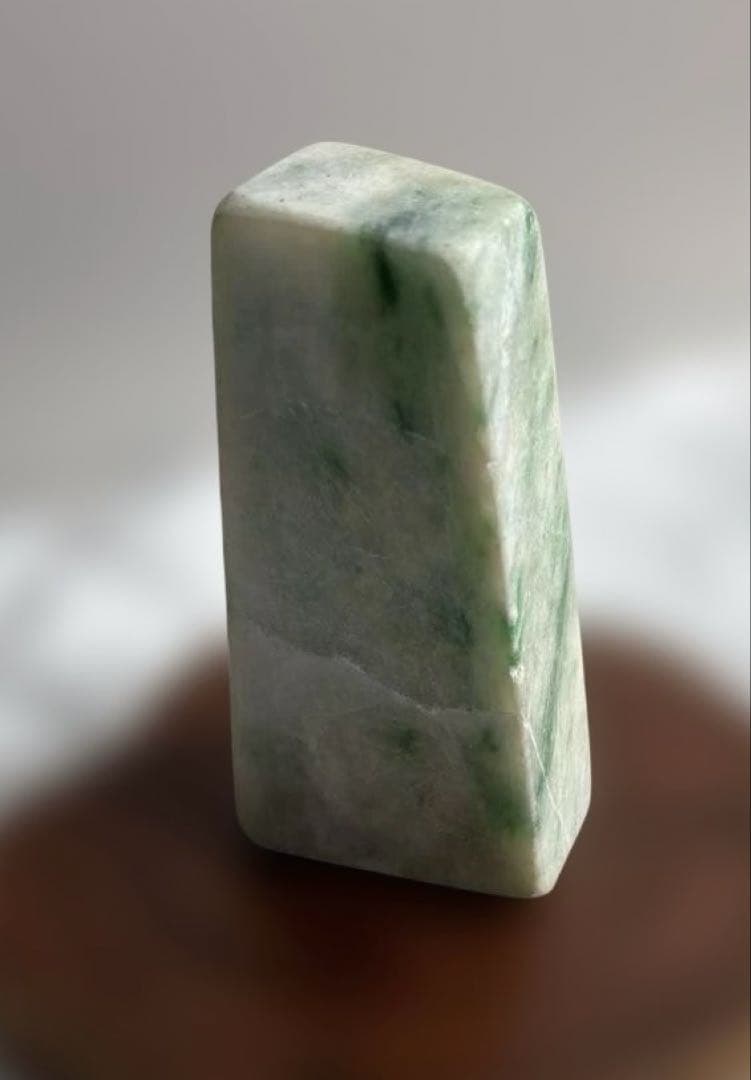 緑色 翡翠 ルース石 約6.5cm 100g 原石 鑑賞石 自然石 天然石