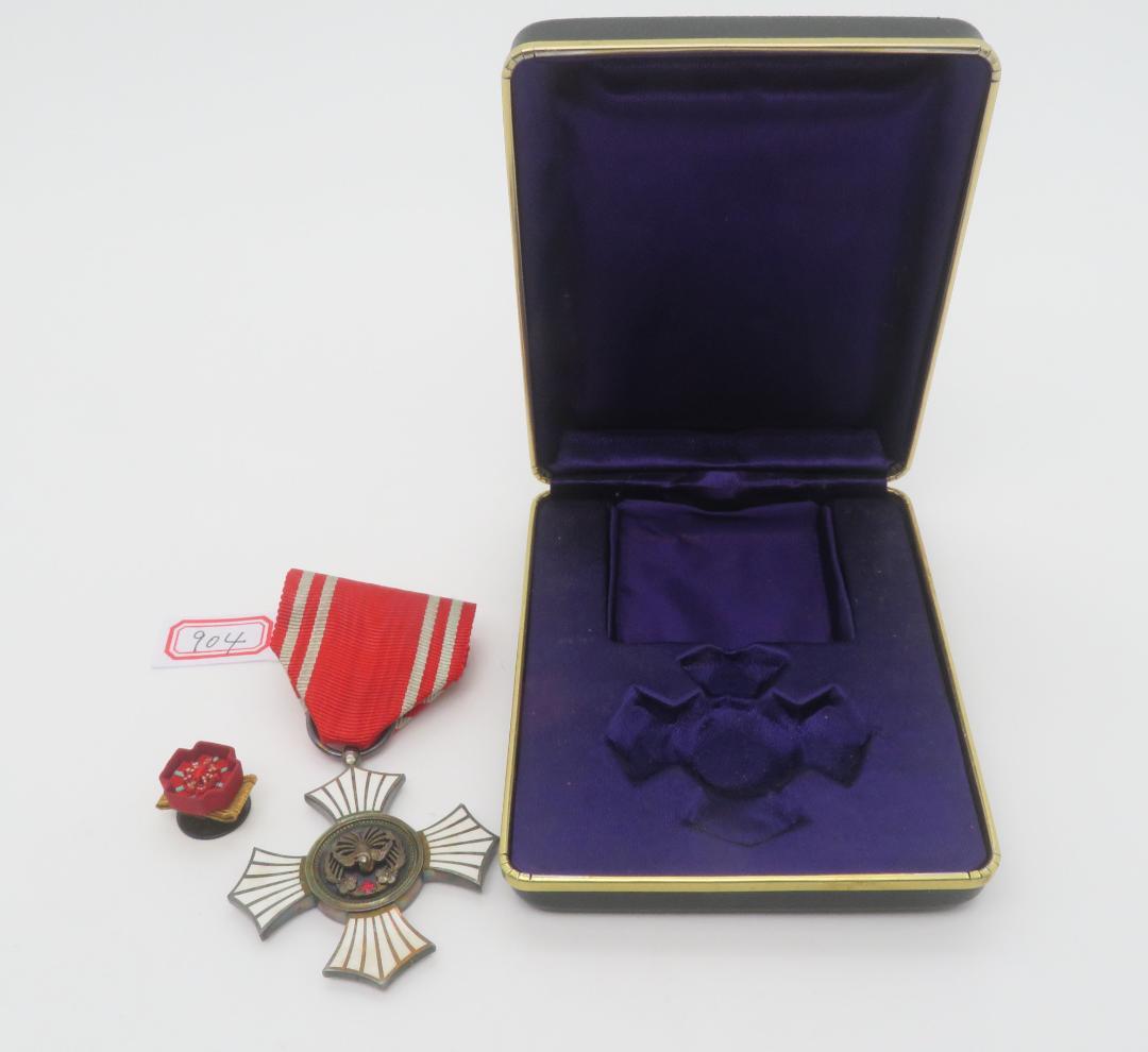 904、日本赤十字社 金色有功章 記章 勲章 　1点