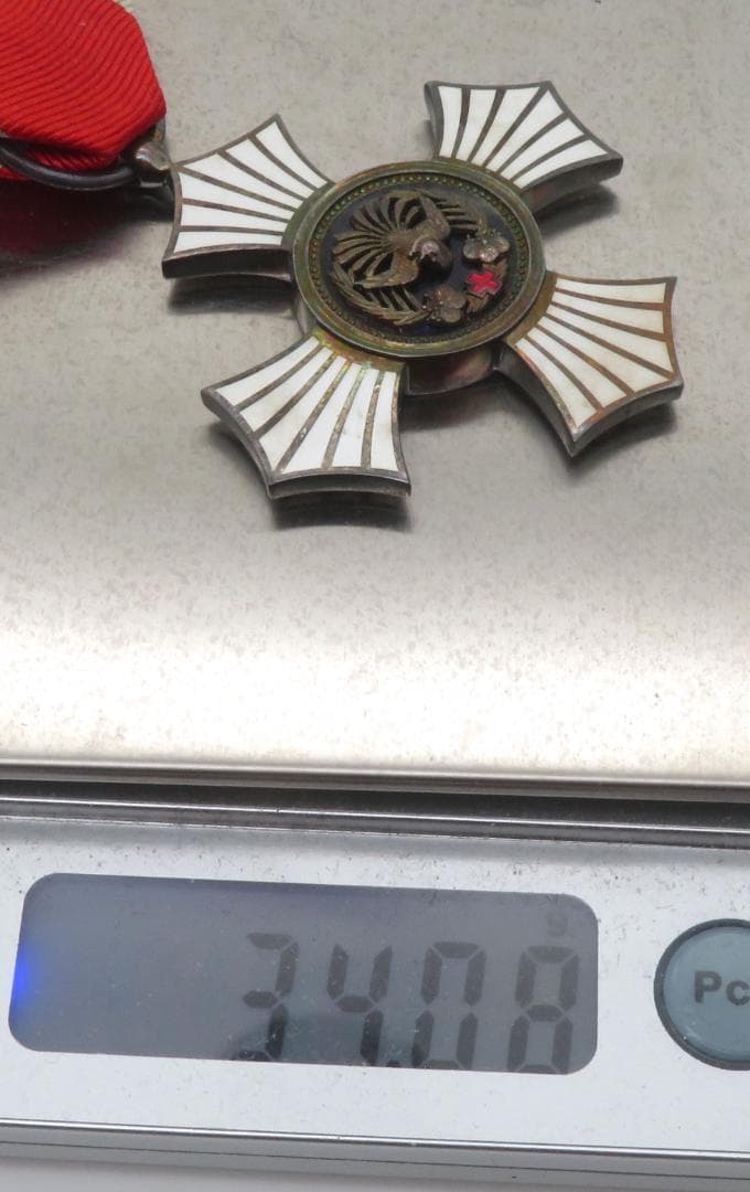 904、日本赤十字社 金色有功章 記章 勲章 　1点