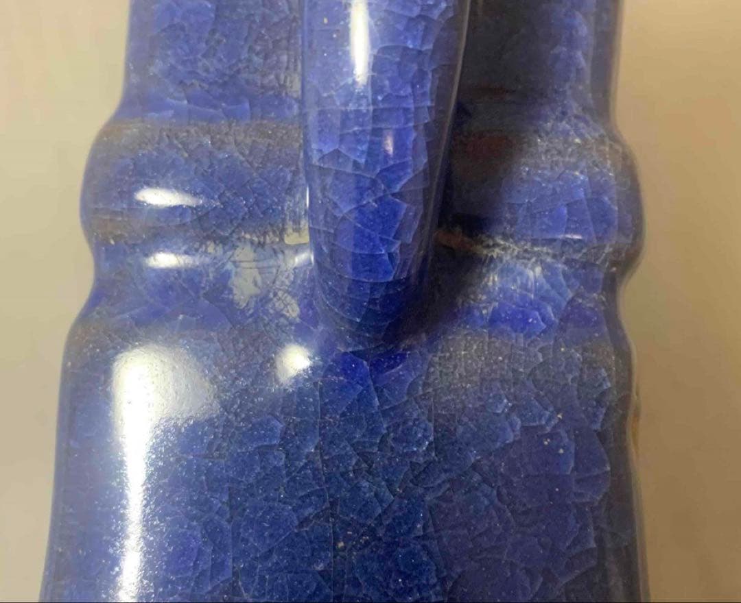 中国 青釉耳付四方形下膨瓶　u6210403