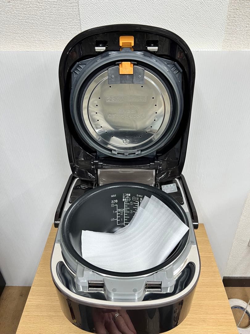 象印 圧力IH炊飯器 NP-WD10 1.0L ブラウン 極め羽釜 美品