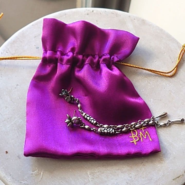 【期間限定お値下げ】Bloody Mary ウォーターローズピアス 水咲花　両耳