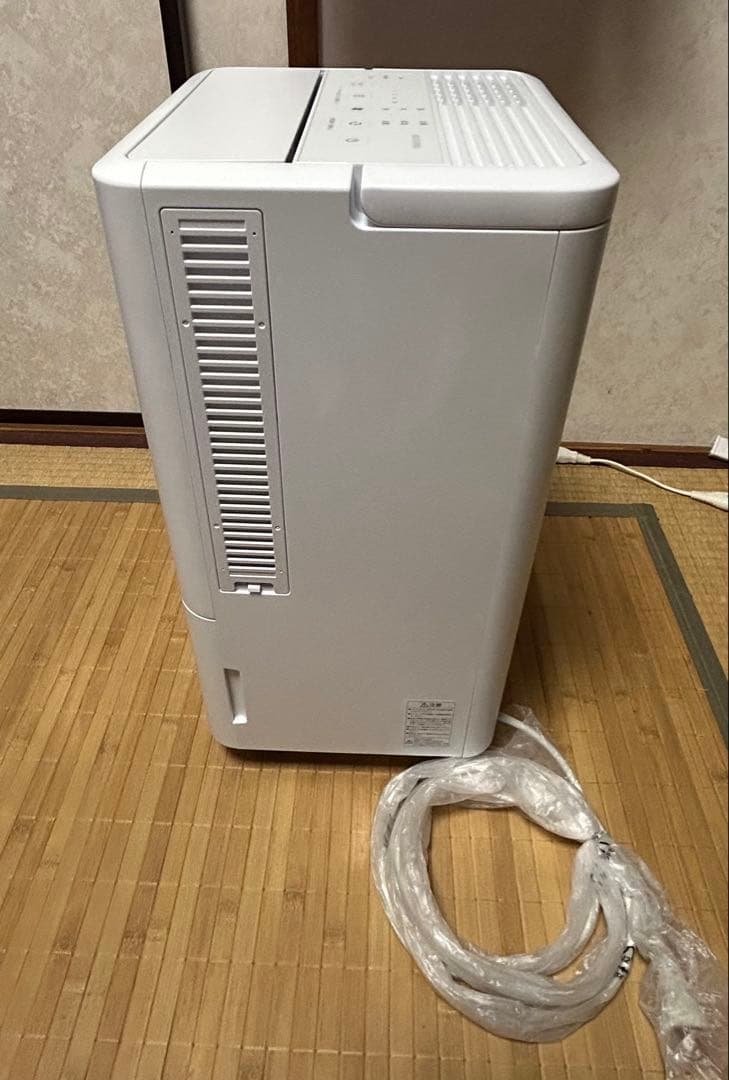 【2025年製】アイリスオーヤマ コンパクトクーラーICA-0302G-W