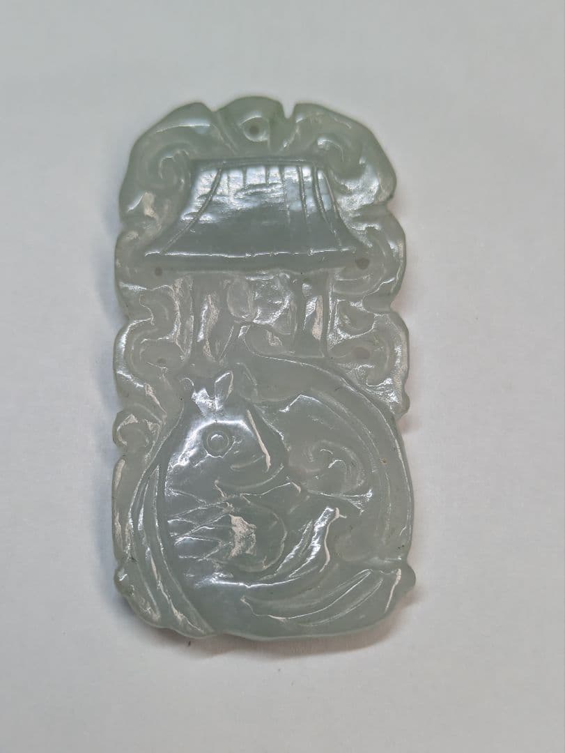 翡翠　ペンダントトップ　骨董　古玩　水晶　お守り　御守り　彫刻　玉石