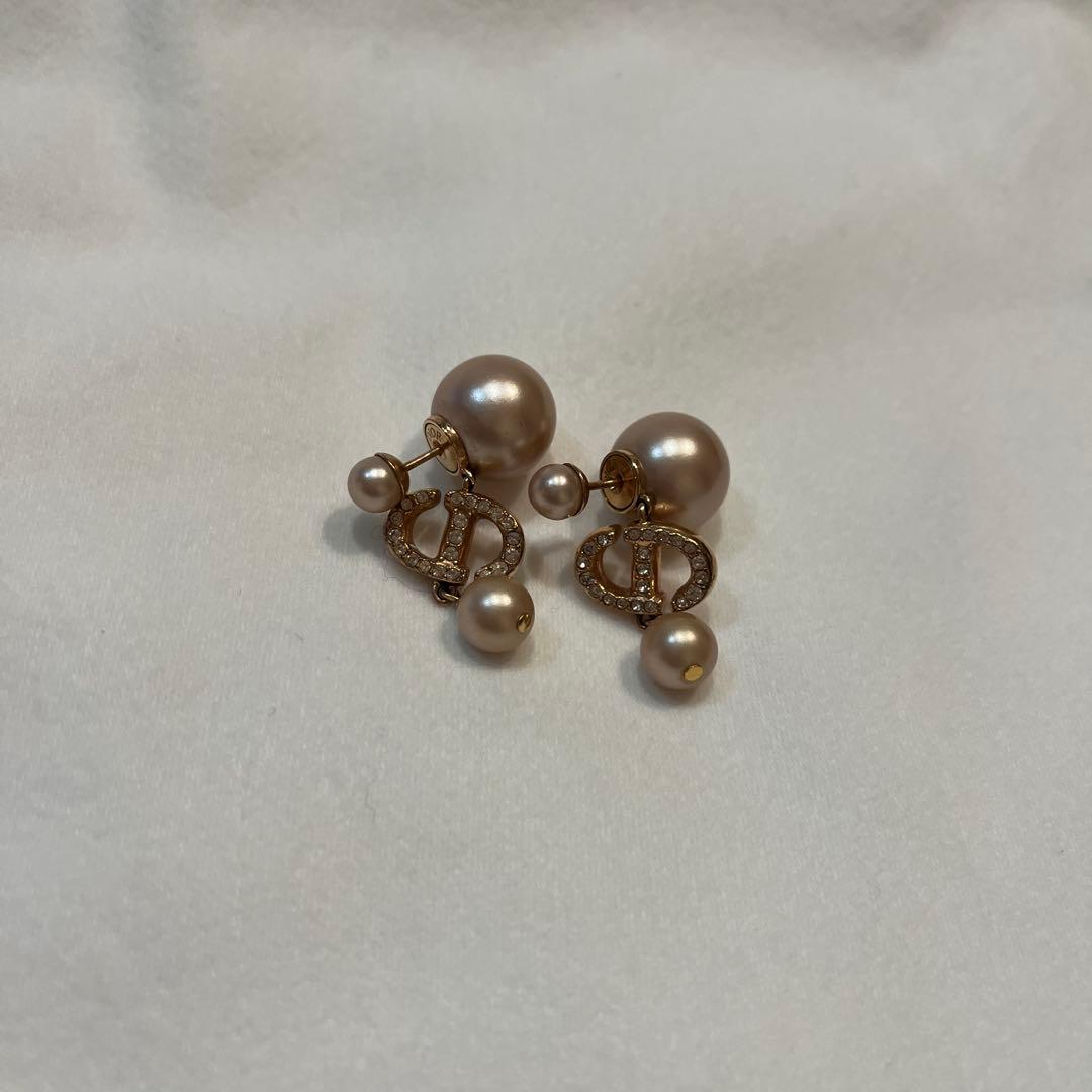 11日までDior Tribales ピアス