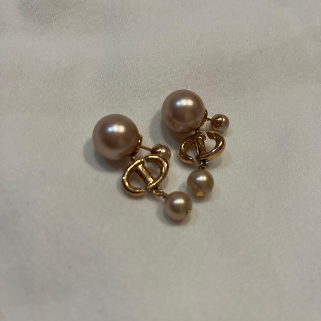 11日までDior Tribales ピアス