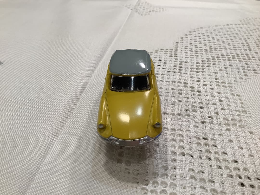美品　仏製　DINKY TOYS CITROEN DS19 ミニカー