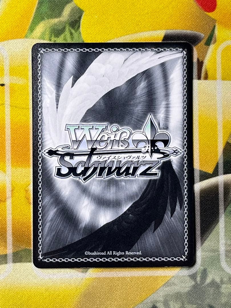 猫に魅せられた少女　羽川翼