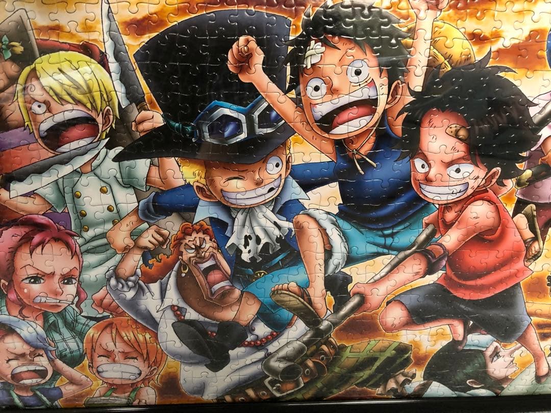 【美品】 ワンピース ルフィ ゾロ サボ シャンクス 壁掛け ジグソーパズル