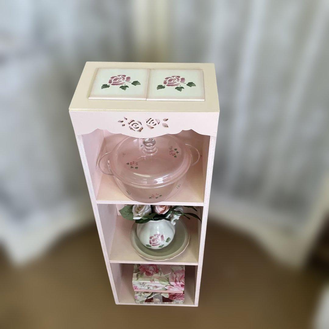 マニーローズタイルのピンクの木製 3段薄型ボックスシェルフW27.5 H80cm