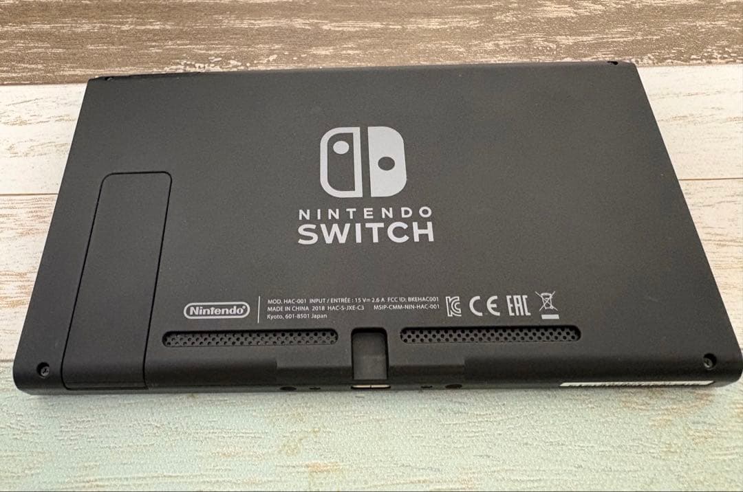 ニンテンドースイッチ本体＆HORIポーチセット