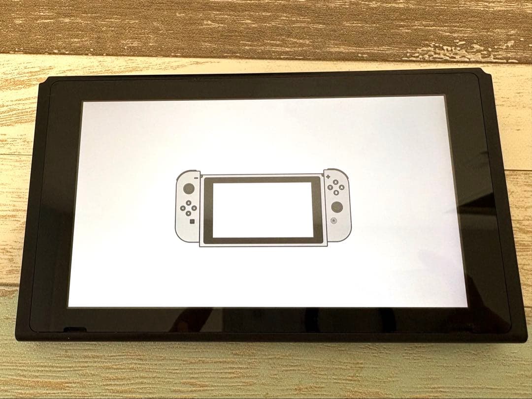 ニンテンドースイッチ本体＆HORIポーチセット