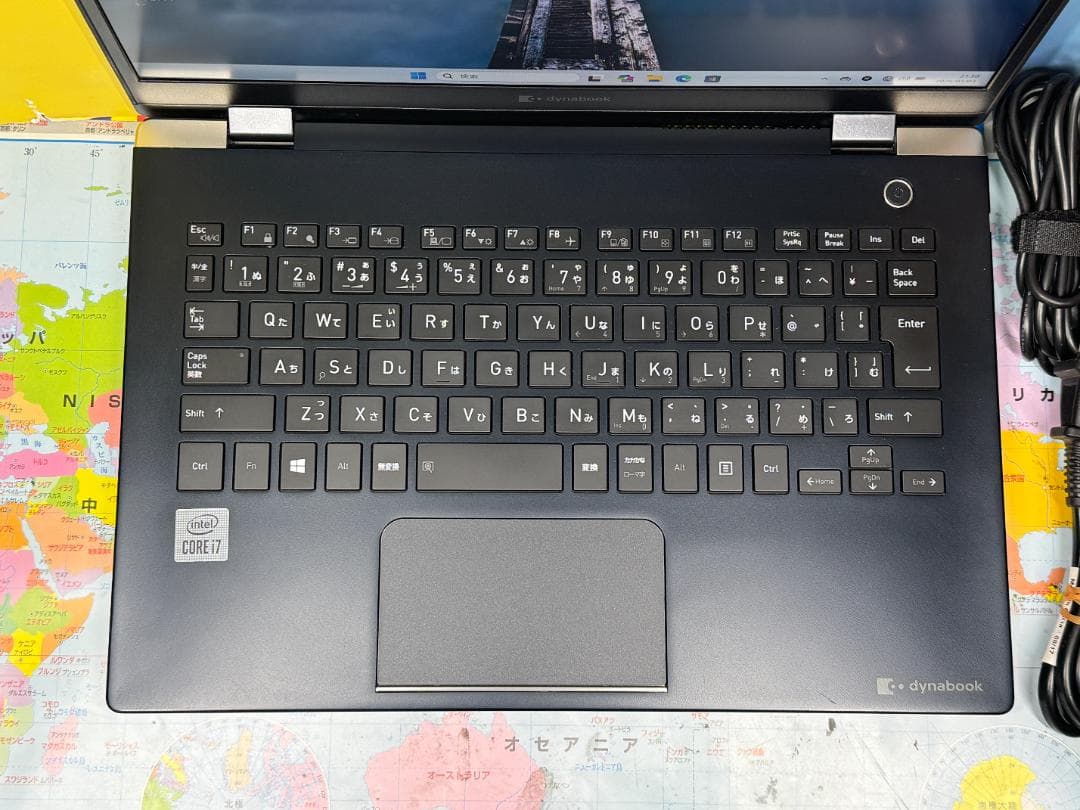 i7・16GB 美品 東芝 dynabook G83/FS ノートPC 超軽量