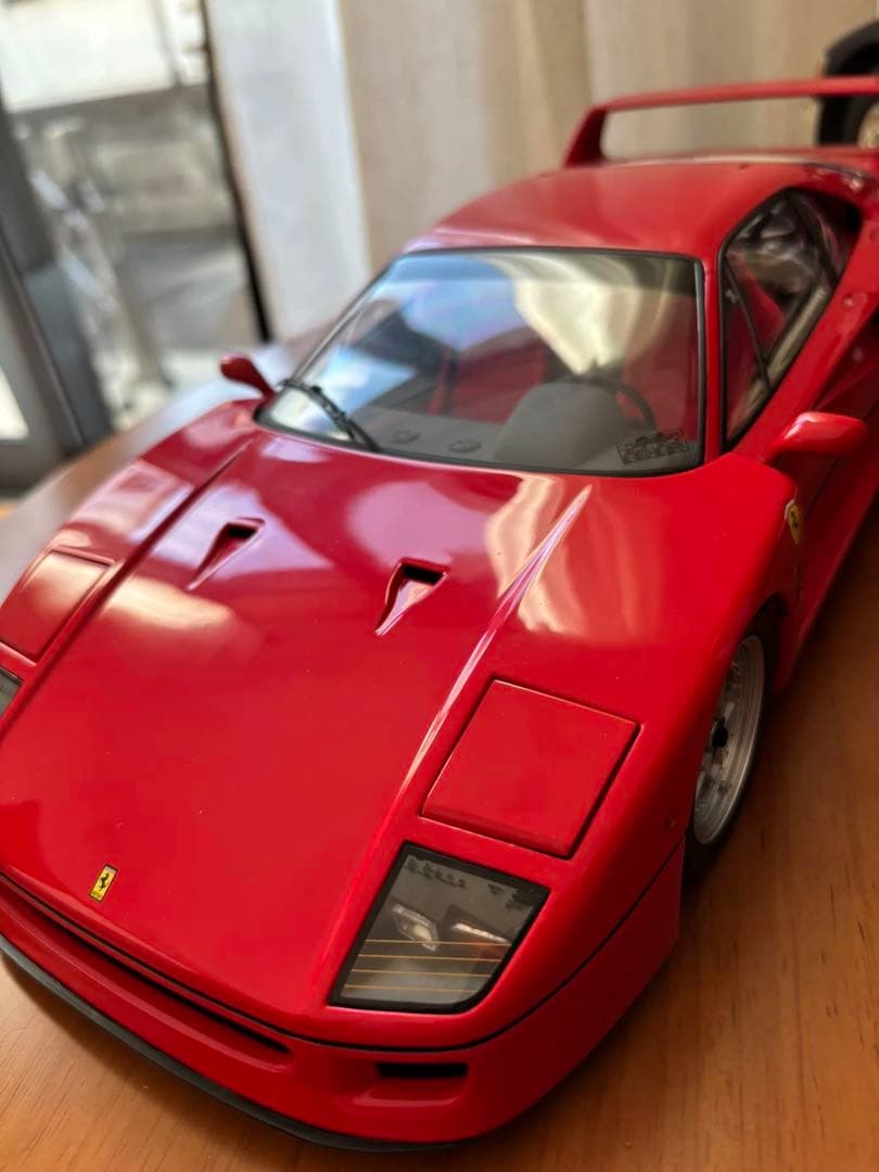 Ferrari F40 1/12赤