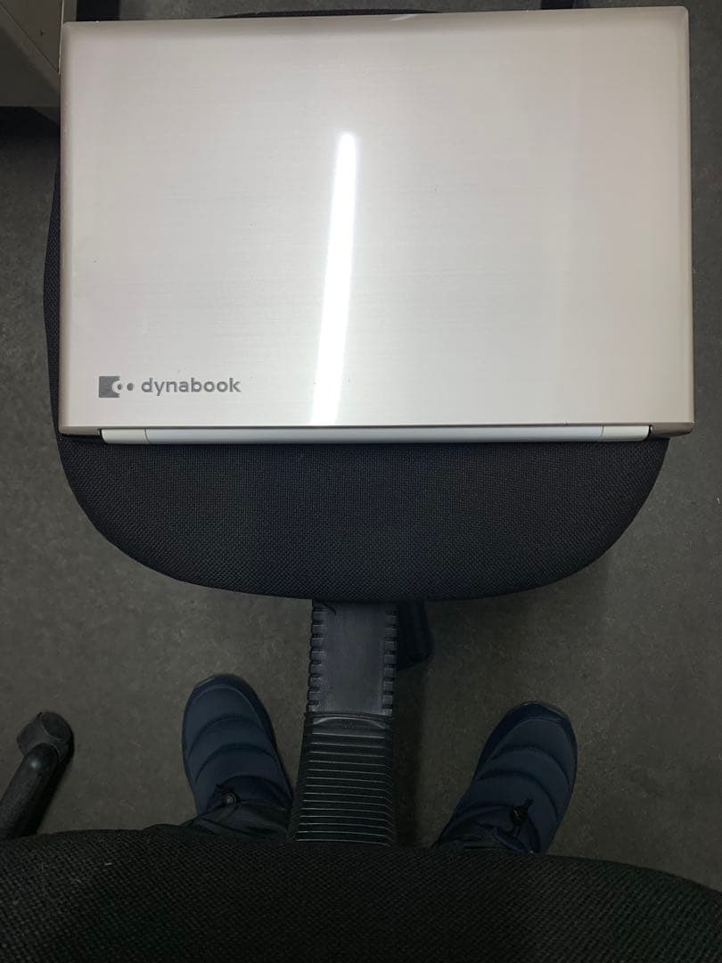 dynabook Corei7 SSD256 8GB 第7世代