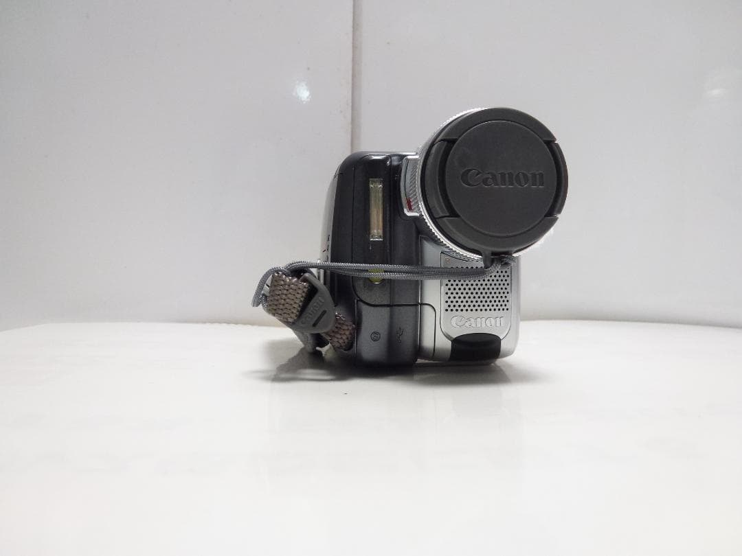 希少　大人気　動作品　キャノンビデオカメラ　DM-FV M30 　Mini DV