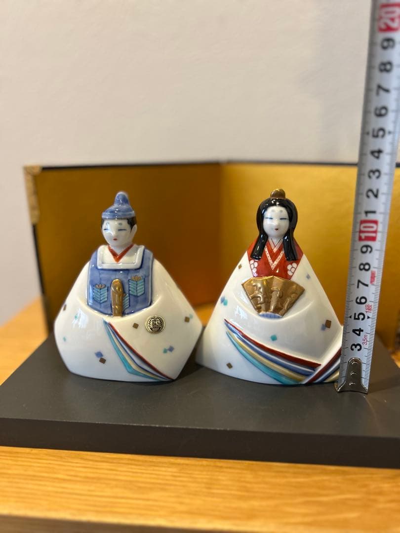 雛人形　伊万里焼（鍋島焼）伝統雛人形 陶器製