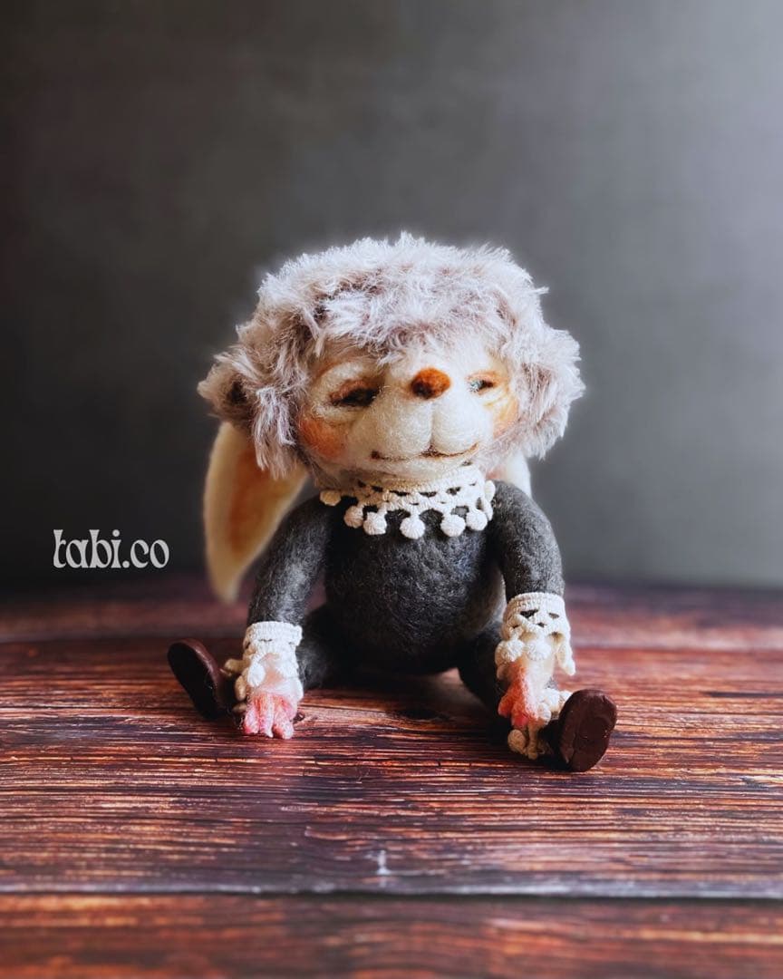 羊毛フェルト アートドール パポテ ネージュさん