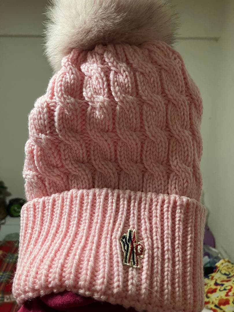 Moncler ピンク ケーブル編み ニット帽