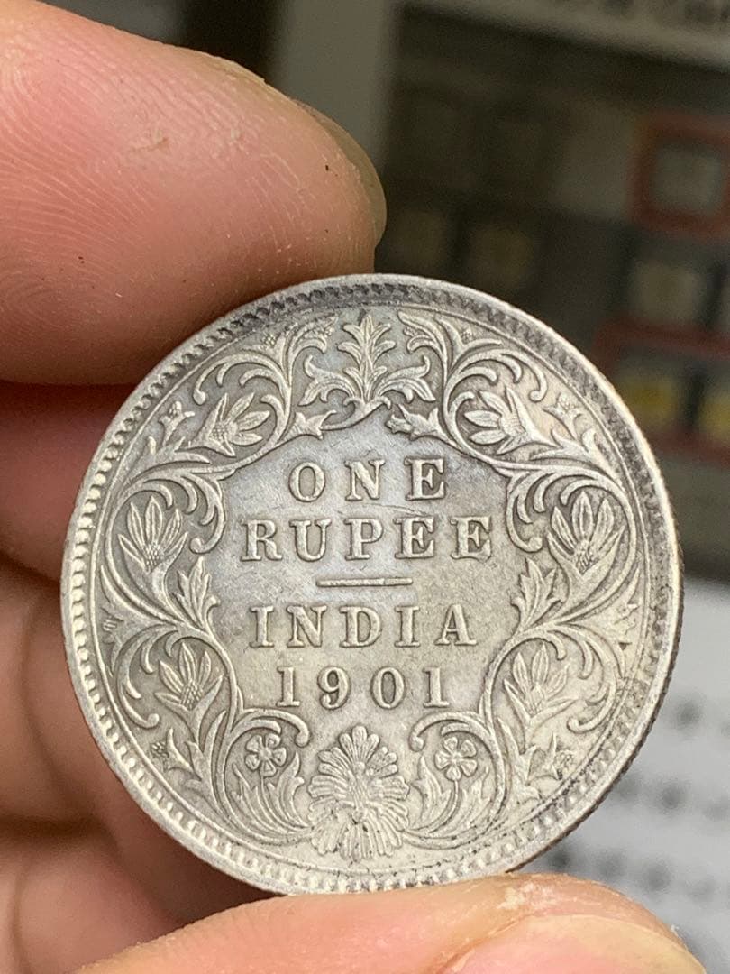 1901 年 エンプレス・ヴィクトリア 1ルピー 銀貨 古銭 銀貨