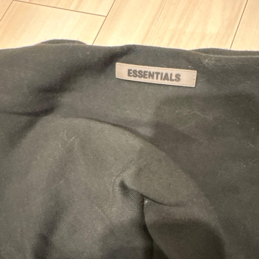 ESSENTIALS ブラック フード付きパーカー サイズM