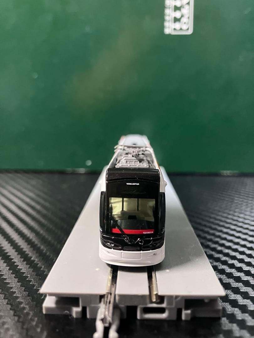 美品　KATO 富山ライトレール(赤)