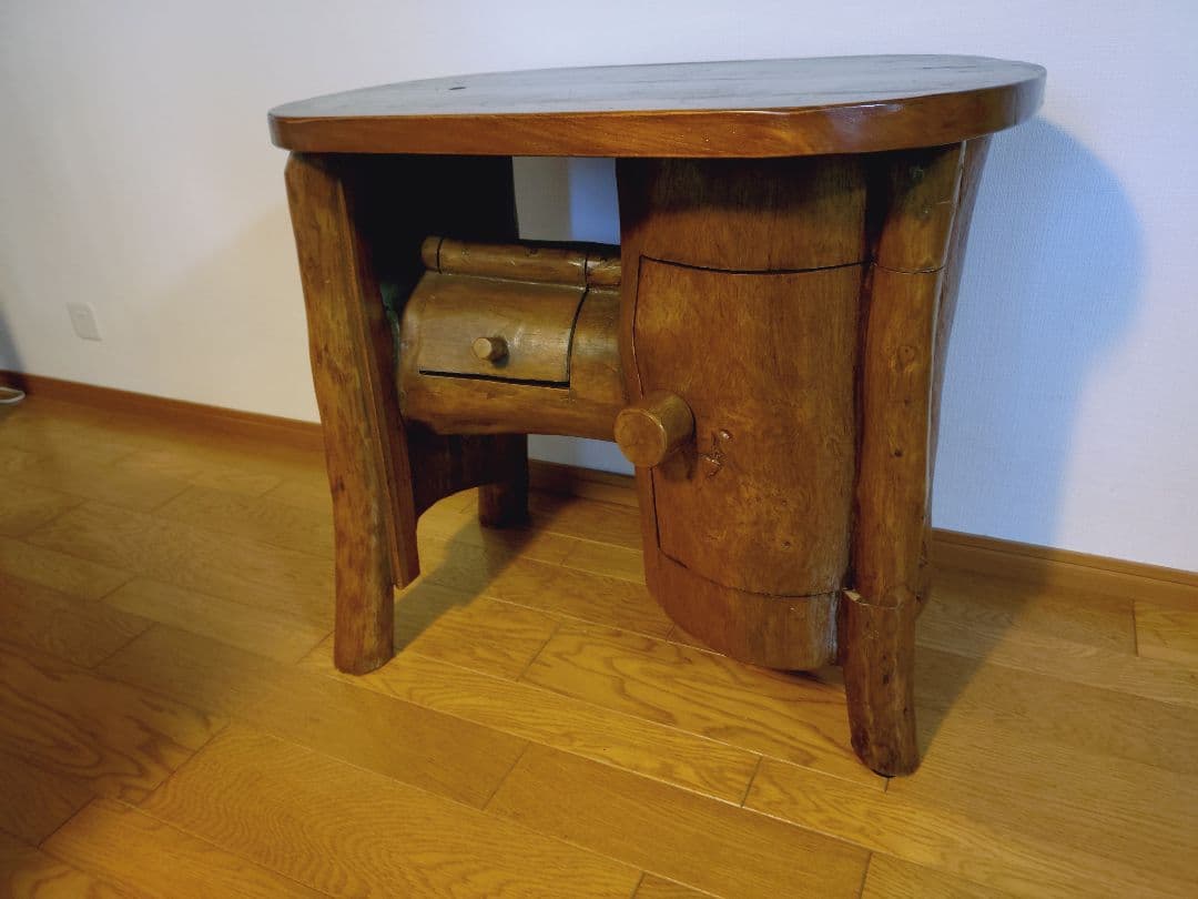 天然木 無垢の置き台、花台、プリンター台として最適。