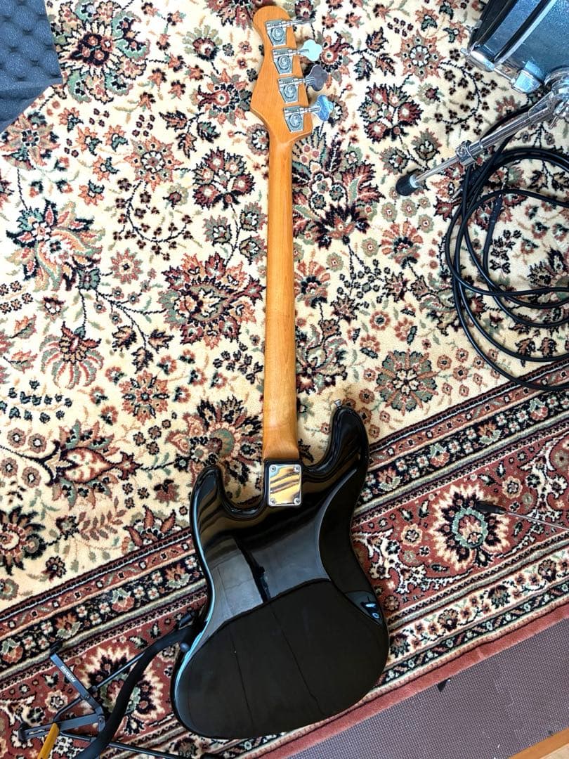 Bacchus ジャズベース ローステッドメイプル