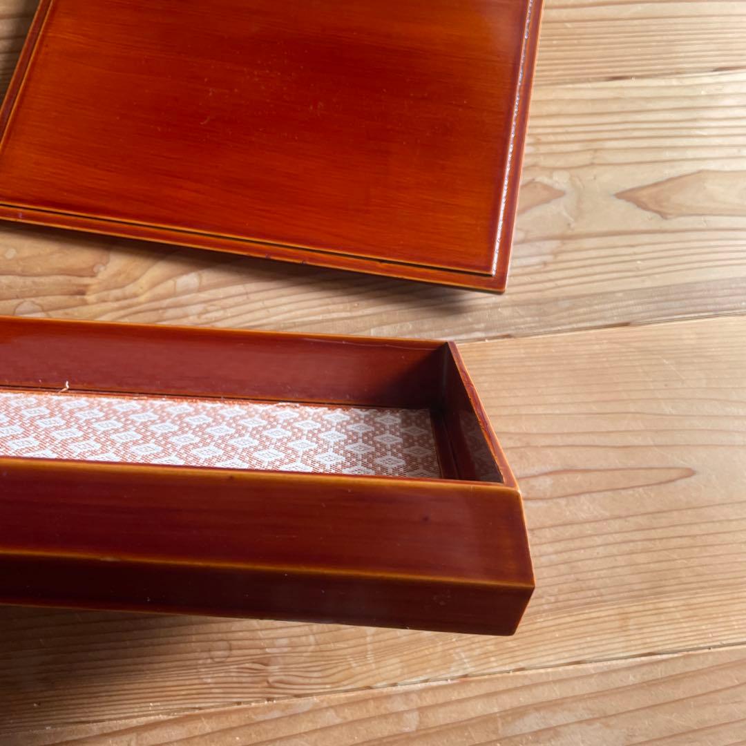 飛騨春慶塗りの蓋付き文箱