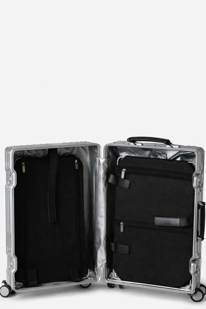 【新品・未使用品】innovator アルミスーツケース 限定色 70L