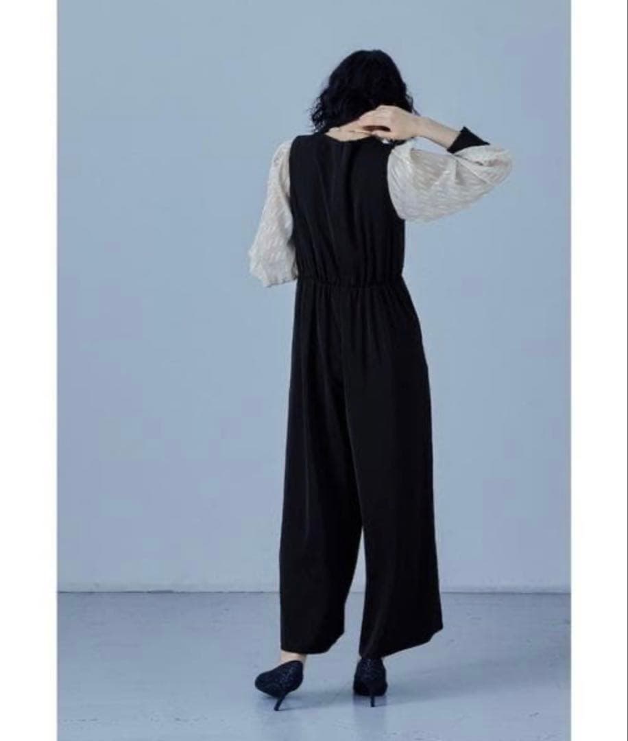 美品 niana カシュクールデザインパンツドレス オールインワン ドレス　黒