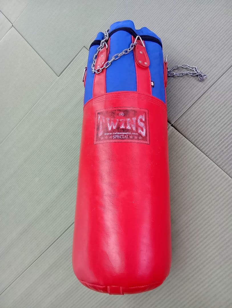 【本物志向の方へ】 ツインズ サンドバッグ 120cm 中身無し 送料込み