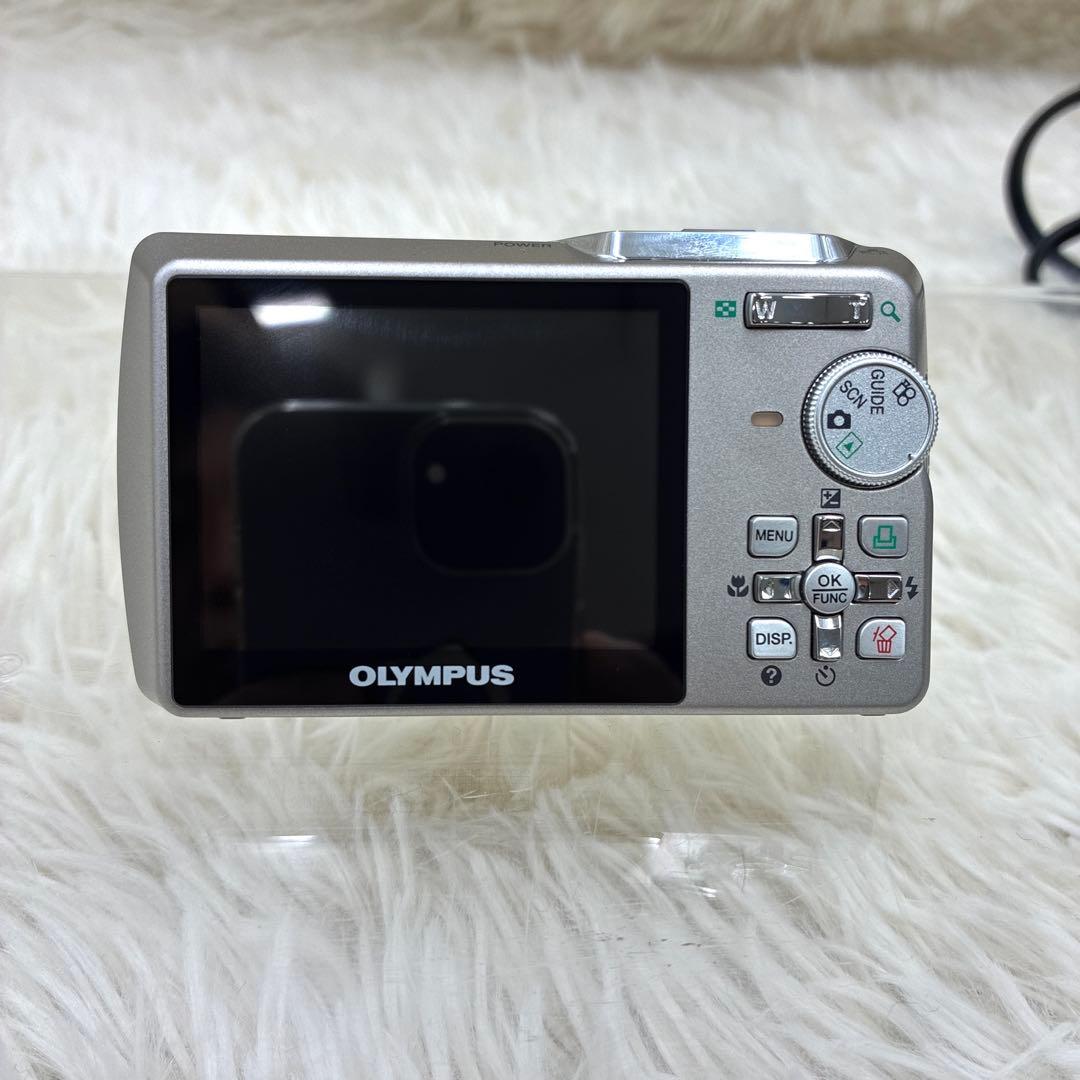 極美品 OLYMPUS μ750 メガピクセル コンパクトデジタルカメラ