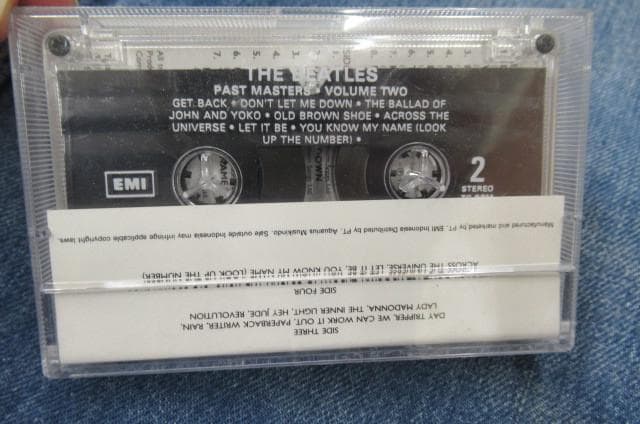 THE　BEATLES　パスト・マスターズ・VOLUM TWOカセットテープ